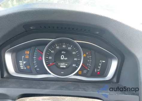 2014 Volvo S60 T5 z USA, uszkodzony, nr VIN YV1612FS8E2293227